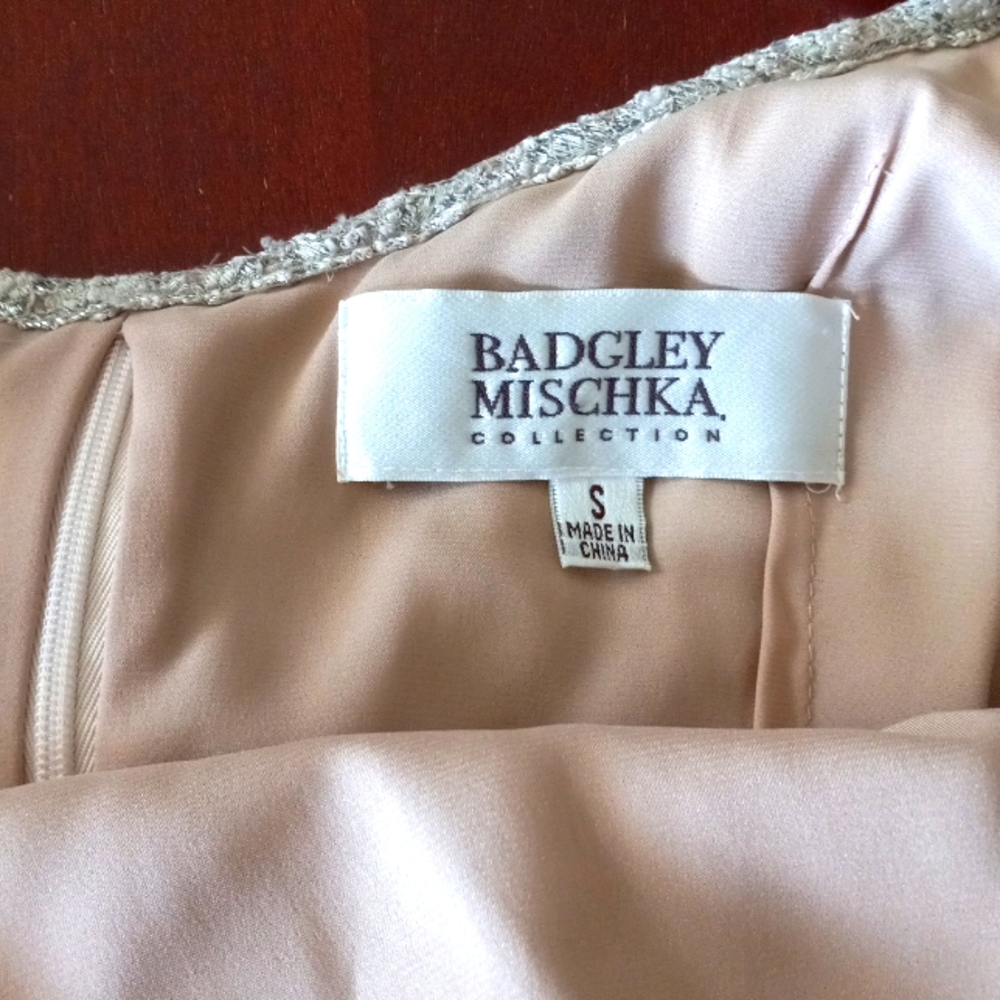 Badgley Mischka Collection - Picture 3 of 11